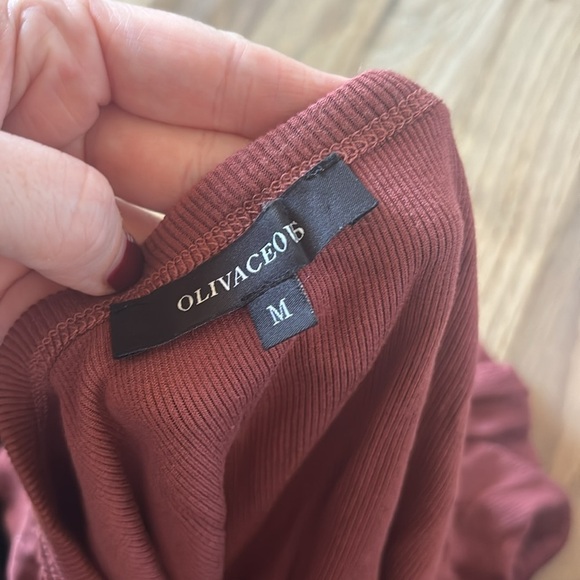 Olivaceous Rust Crop Top - Picture 3 of 3